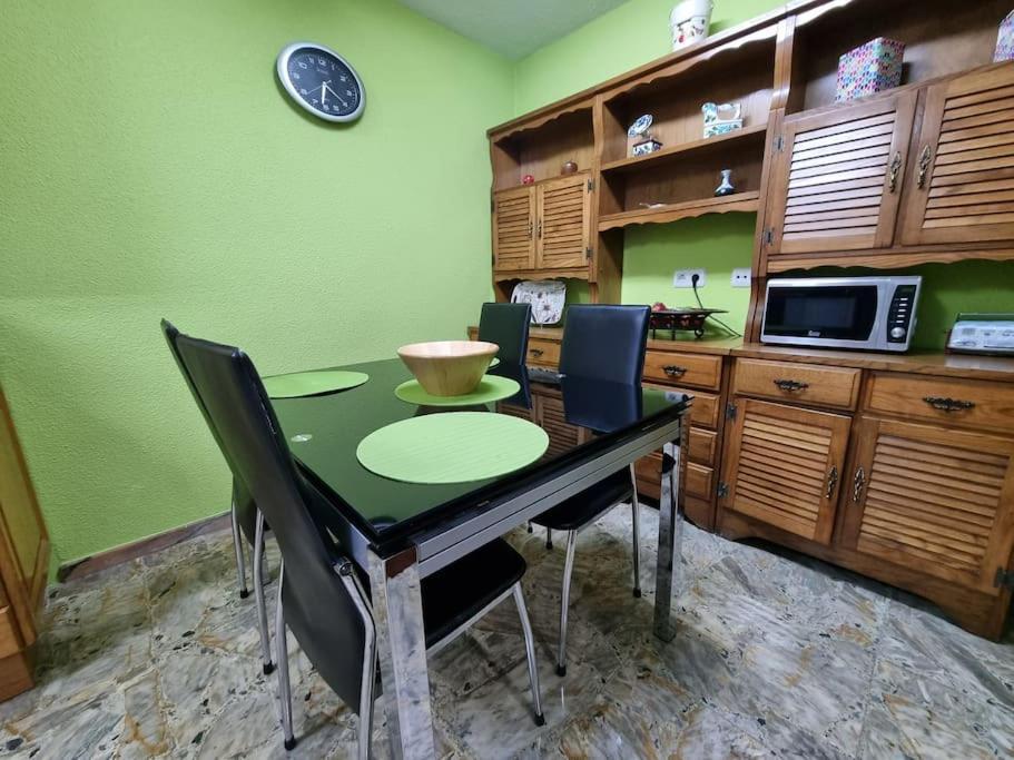126B Apto Playa - 3 Habitaciones Хихон Екстериор снимка
